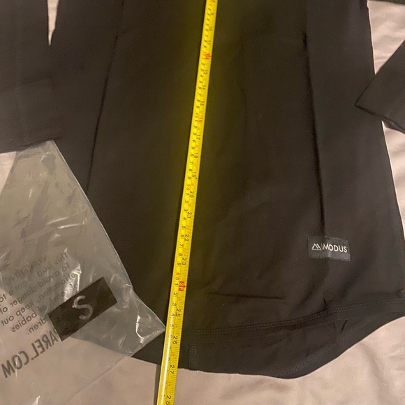 🔥HOT BUY! New long sleeve active top small. Great with leggings! - Picture 4 of 8